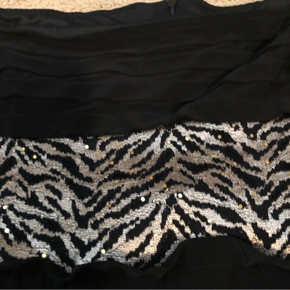 🎉HP🎉 R&M Richards shimmer Animal print size 14 pencil skirt - Picture 3 of 4